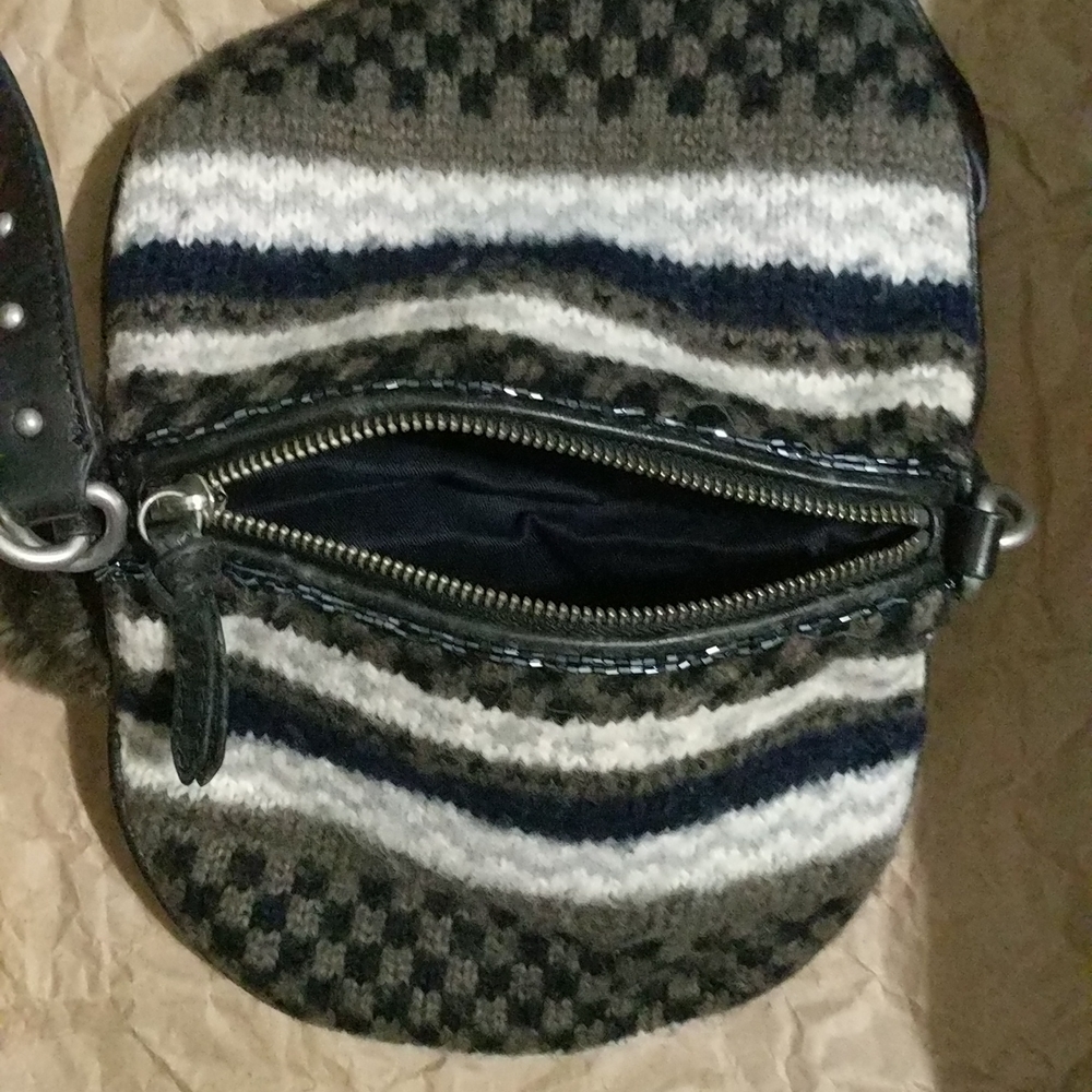 Juicy Couture PomPom Crossbody Bag - Picture 8 of 16